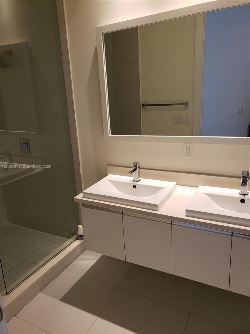 10280 NW 63rd Ter , Unit 206, Doral, FL 33178 Photo