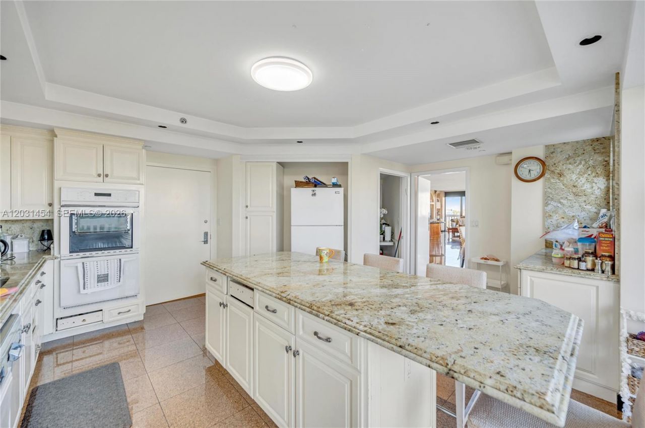 2000 Island Blvd , Unit 806, Aventura, FL 33160 Photo