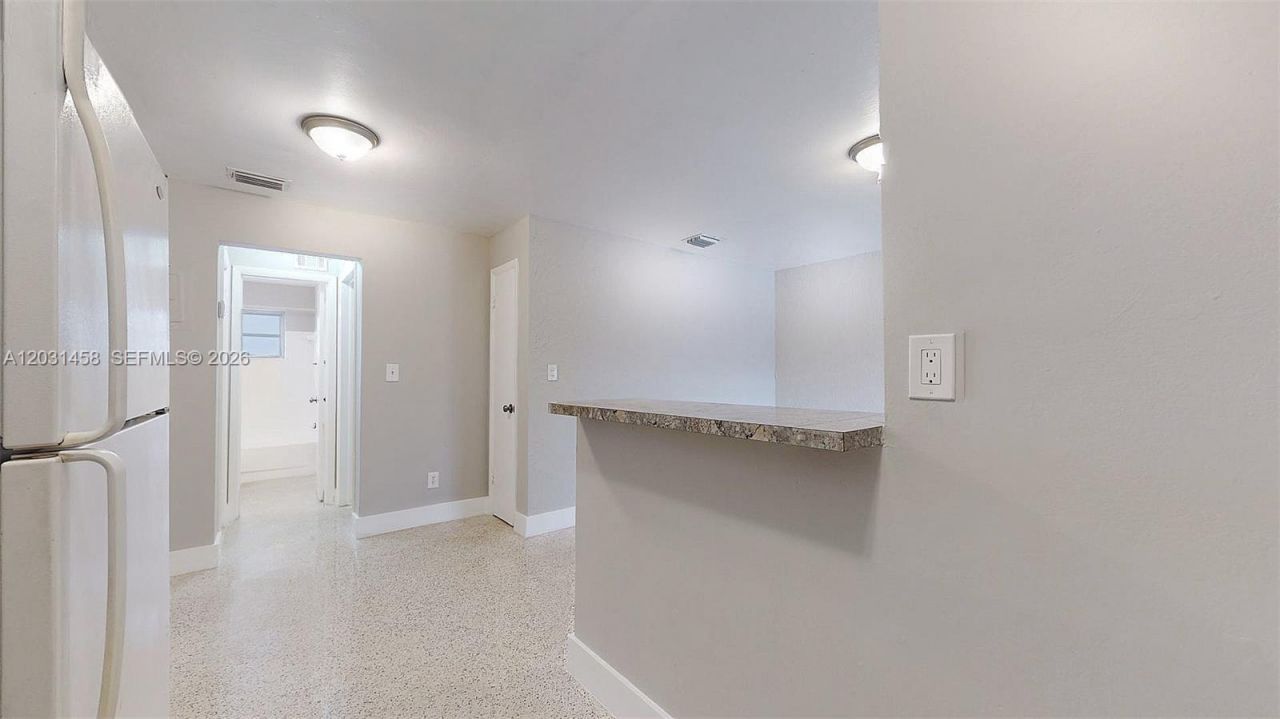 40 W 10th St , Unit 3, Hialeah, FL 33010 Photo