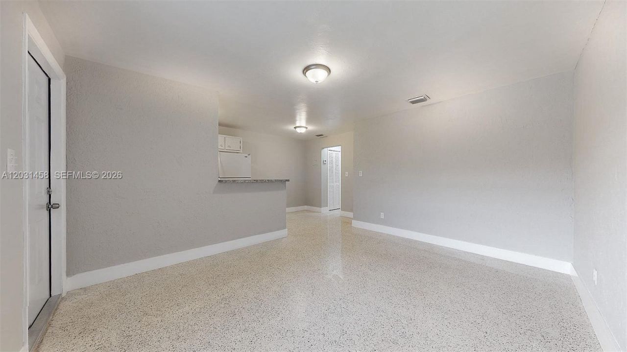 40 W 10th St , Unit 3, Hialeah, FL 33010 Photo