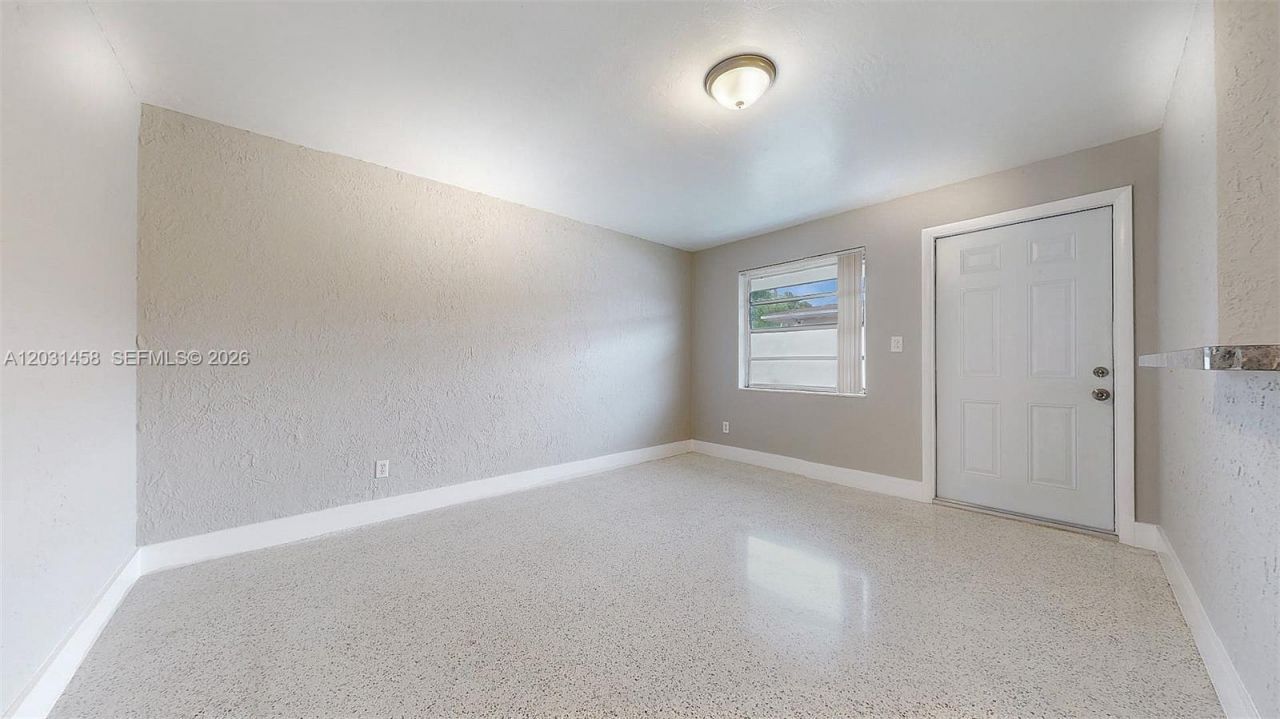 40 W 10th St , Unit 3, Hialeah, FL 33010 Photo