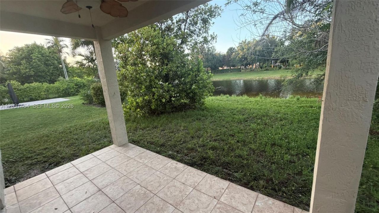 748 Tulip Cir, Weston, FL 33327 Photo