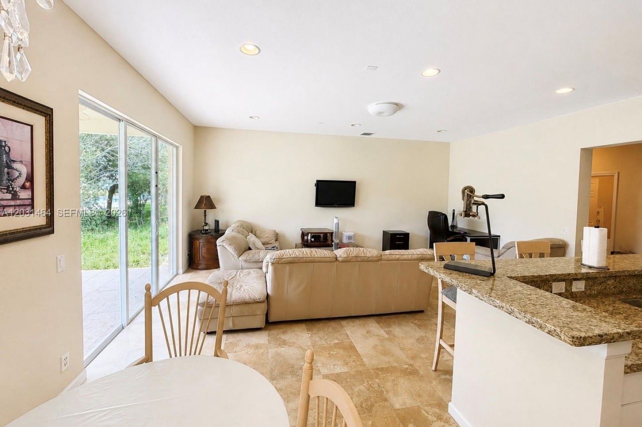 748 Tulip Cir, Weston, FL 33327 Photo