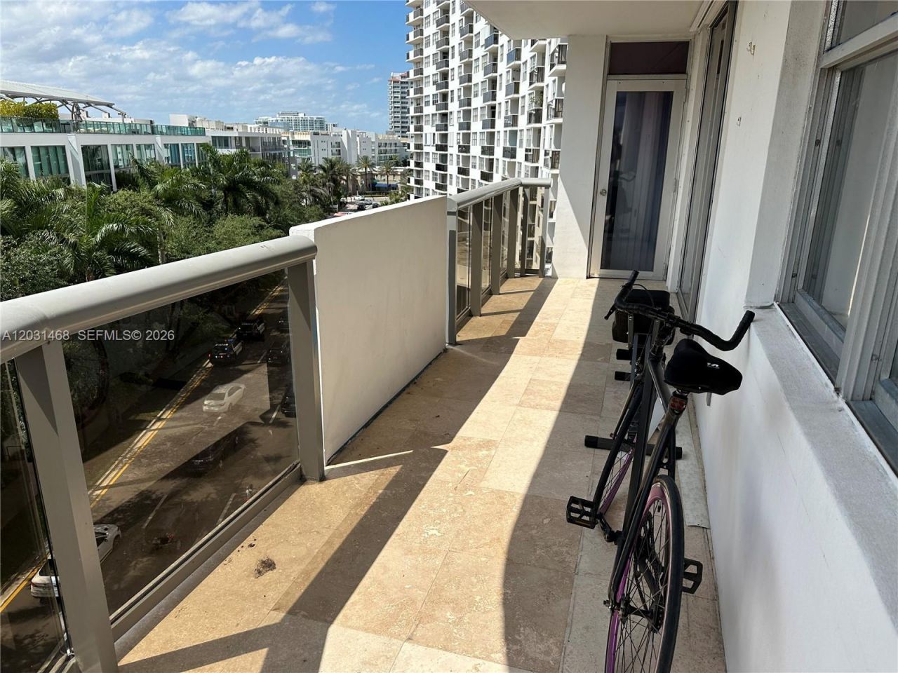 6039 Collins Ave, Unit 728, Miami Beach, FL 33140 Photo