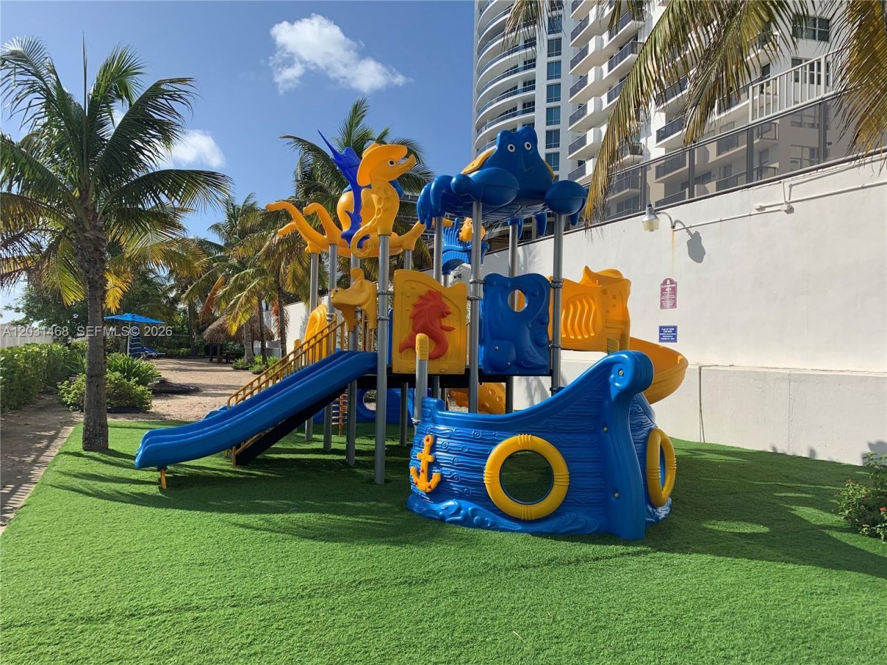 6039 Collins Ave, Unit 728, Miami Beach, FL 33140 Photo
