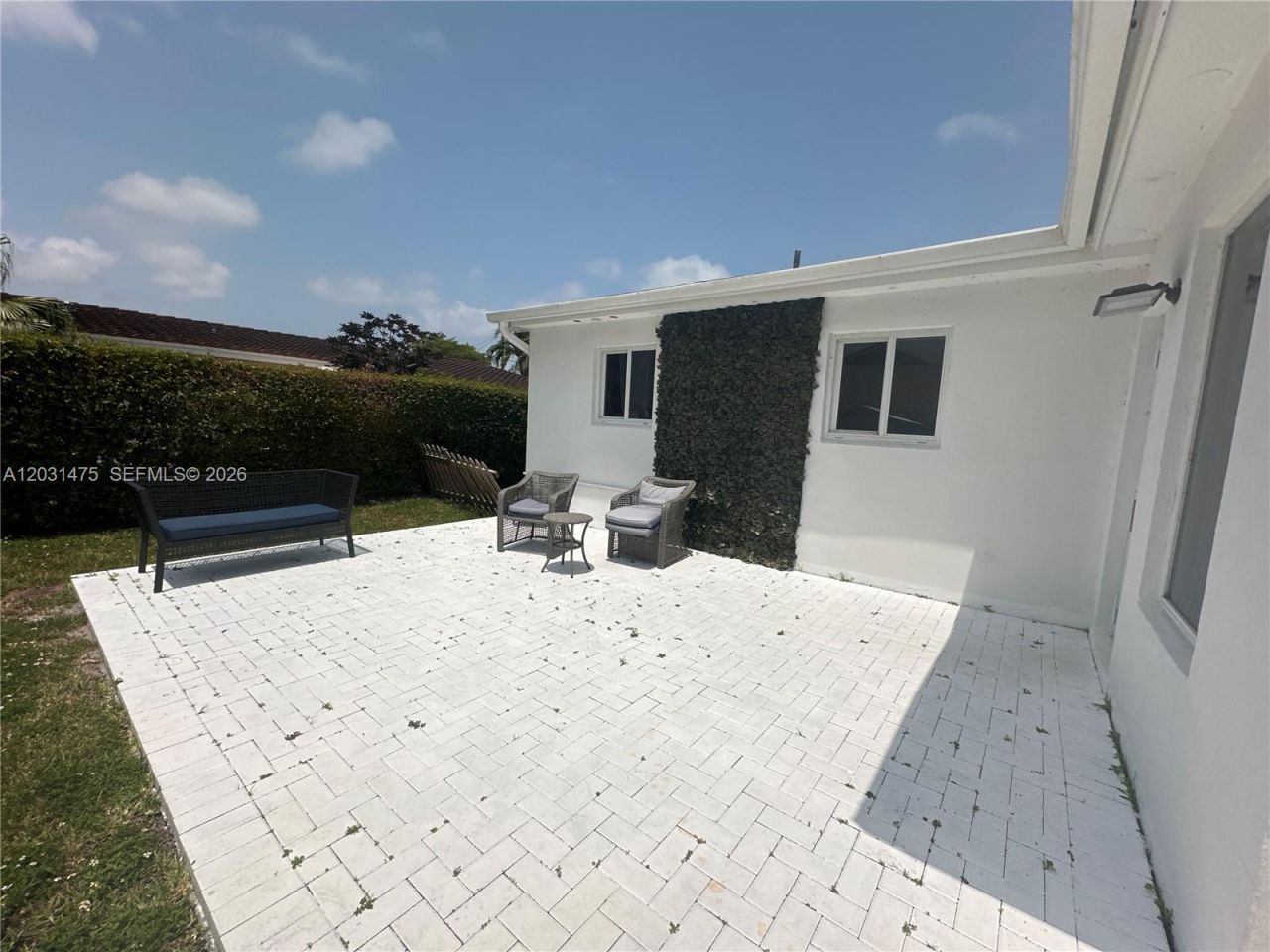 21230 NE 24th Ct , Miami, FL 33180 Photo