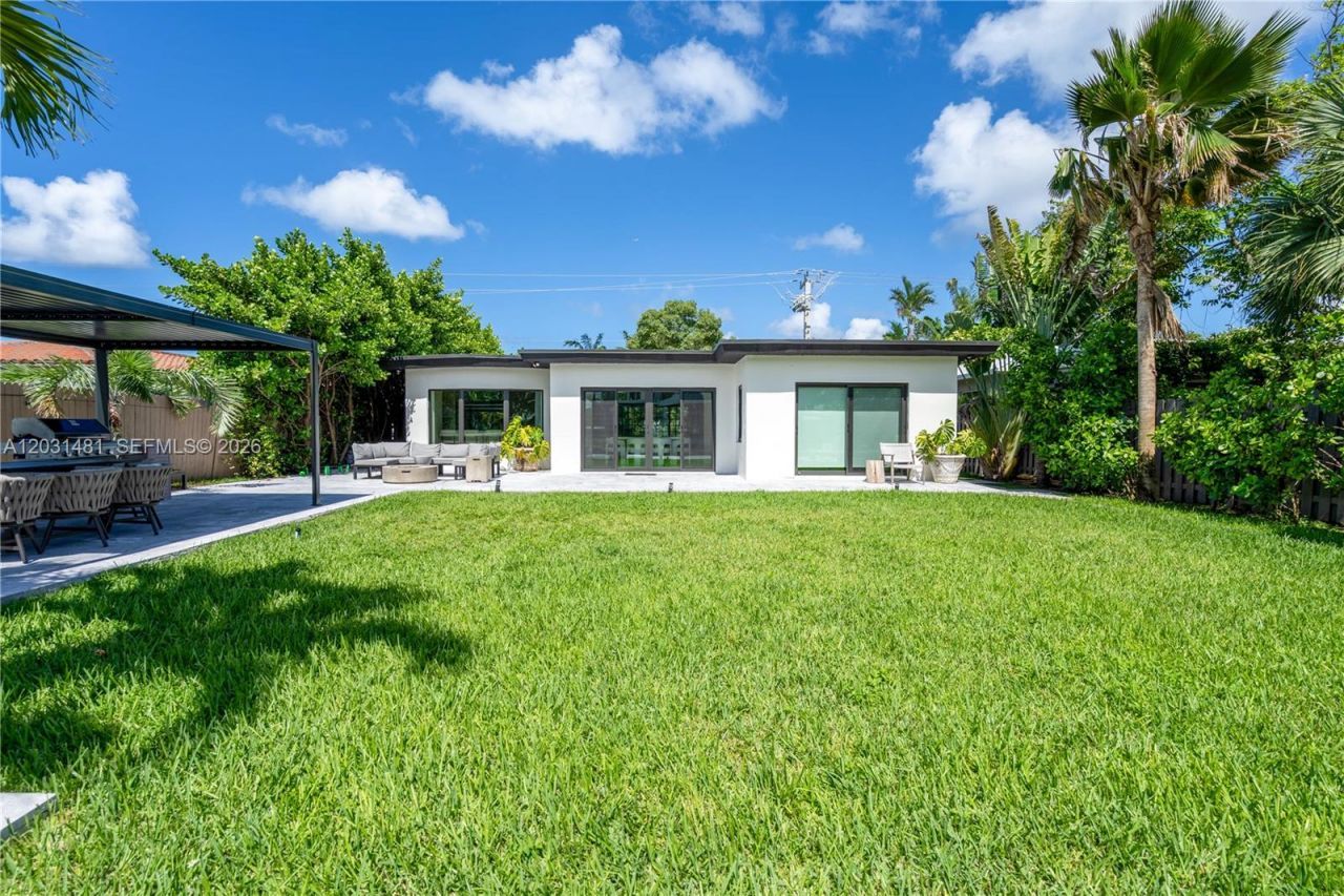 7850 Hawthorne Ave , Miami Beach, FL 33141 Photo