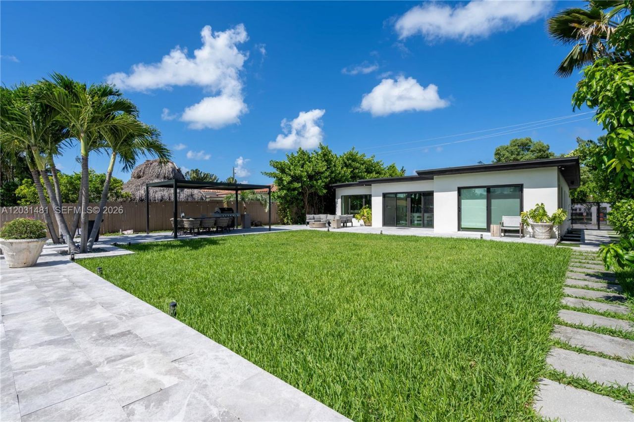 7850 Hawthorne Ave , Miami Beach, FL 33141 Photo