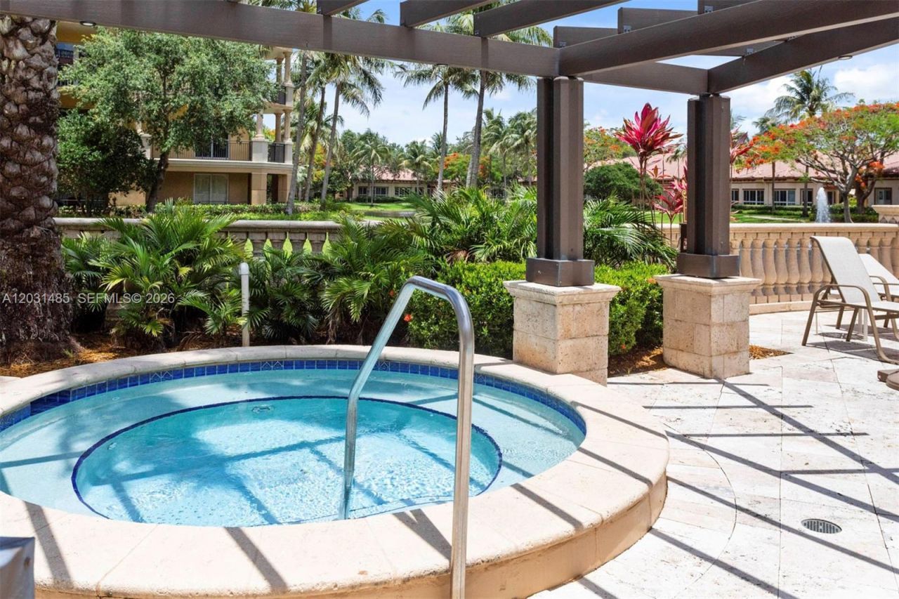 16132 Emerald Estates Dr , Weston, FL 33331 Photo
