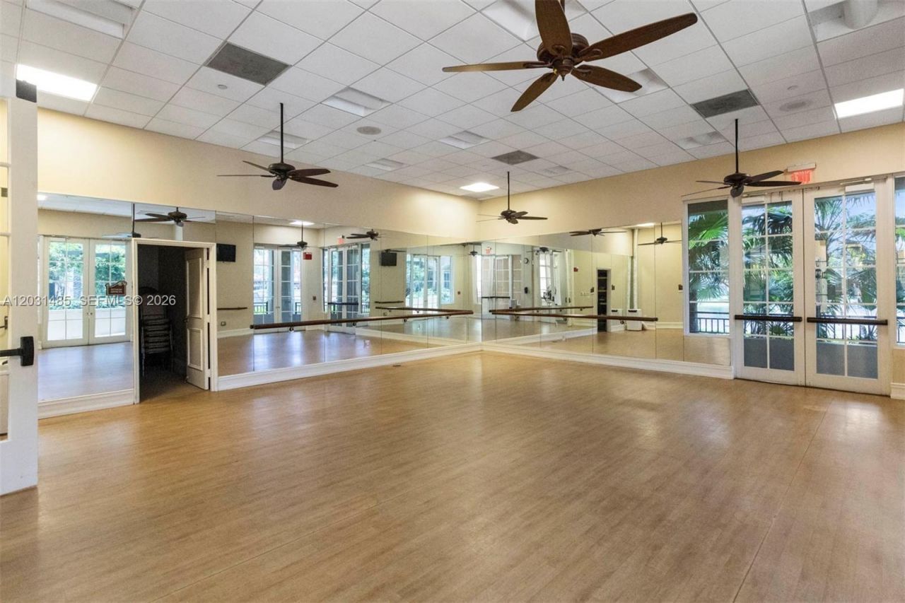 16132 Emerald Estates Dr , Weston, FL 33331 Photo