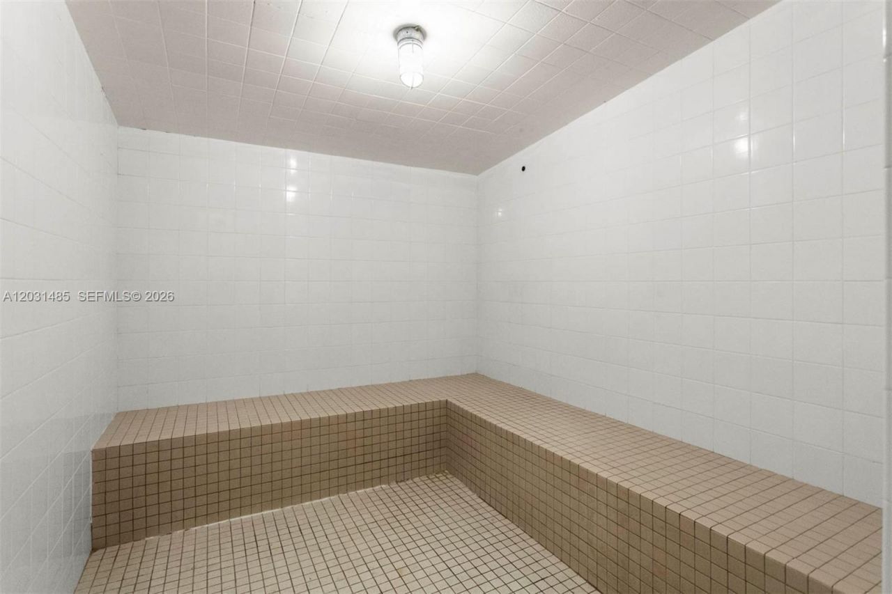 16132 Emerald Estates Dr , Weston, FL 33331 Photo