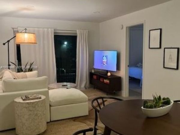 2920 SW 28th Ter , Unit 202, Miami, FL 33133