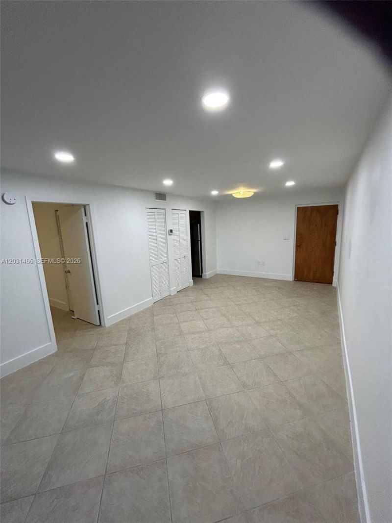 2920 SW 28th Ter , Unit 202, Miami, FL 33133 Photo