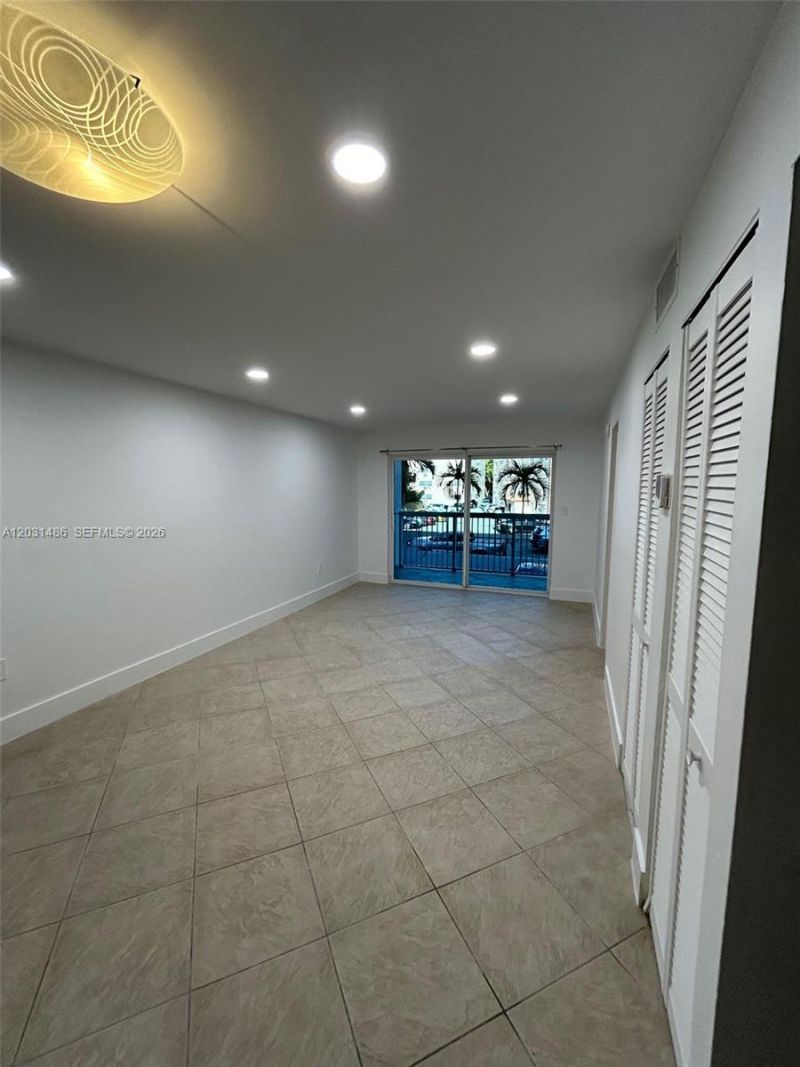 2920 SW 28th Ter , Unit 202, Miami, FL 33133 Photo