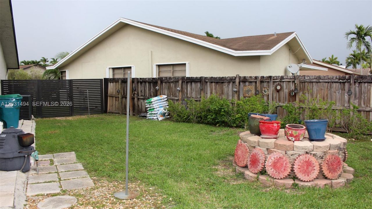 14680 SW 107th Ter , Miami, FL 33186 Photo