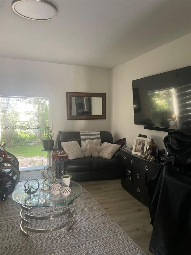 14055 SW 49th St , Unit 6, Miramar, FL 33027 Photo