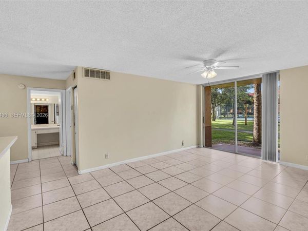 10765 Cleary Blvd , Unit 104, Plantation, FL 33324