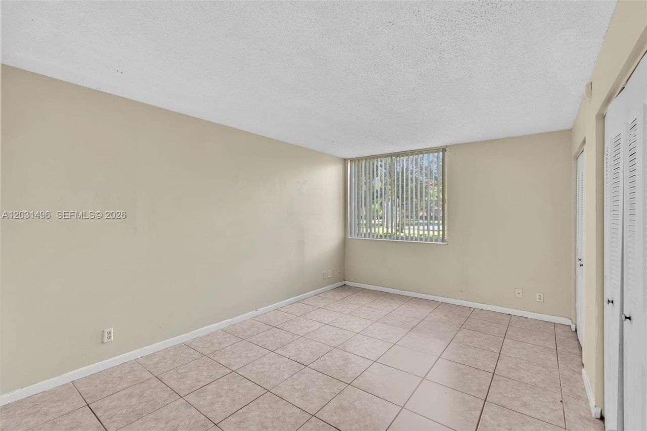 10765 Cleary Blvd , Unit 104, Plantation, FL 33324 Photo