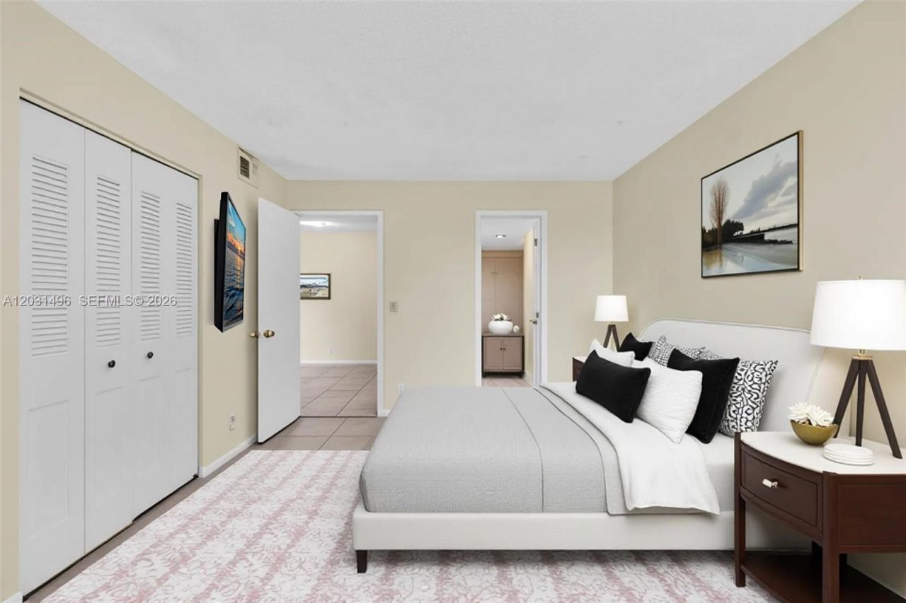 10765 Cleary Blvd , Unit 104, Plantation, FL 33324 Photo