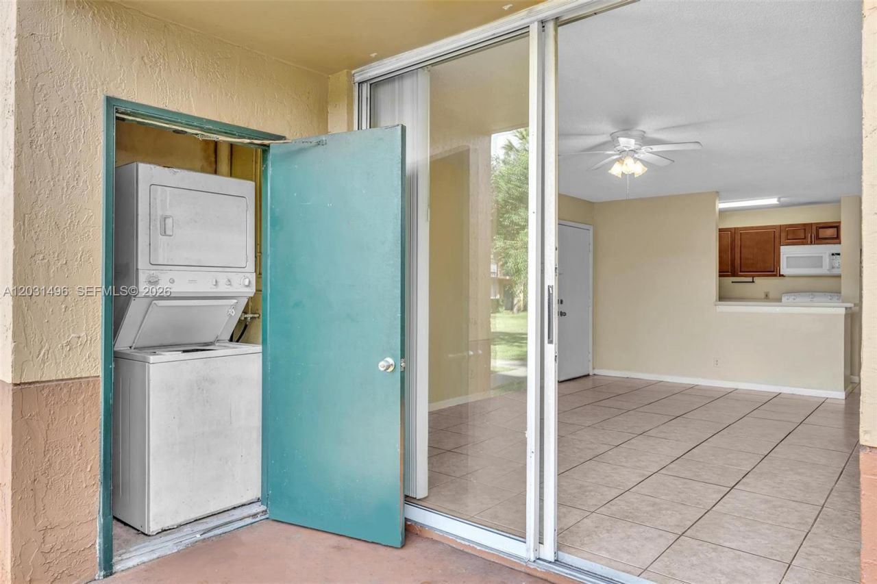 10765 Cleary Blvd , Unit 104, Plantation, FL 33324 Photo