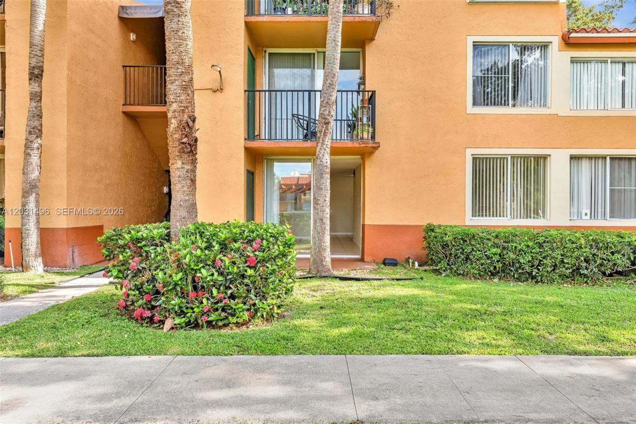 10765 Cleary Blvd , Unit 104, Plantation, FL 33324 Photo
