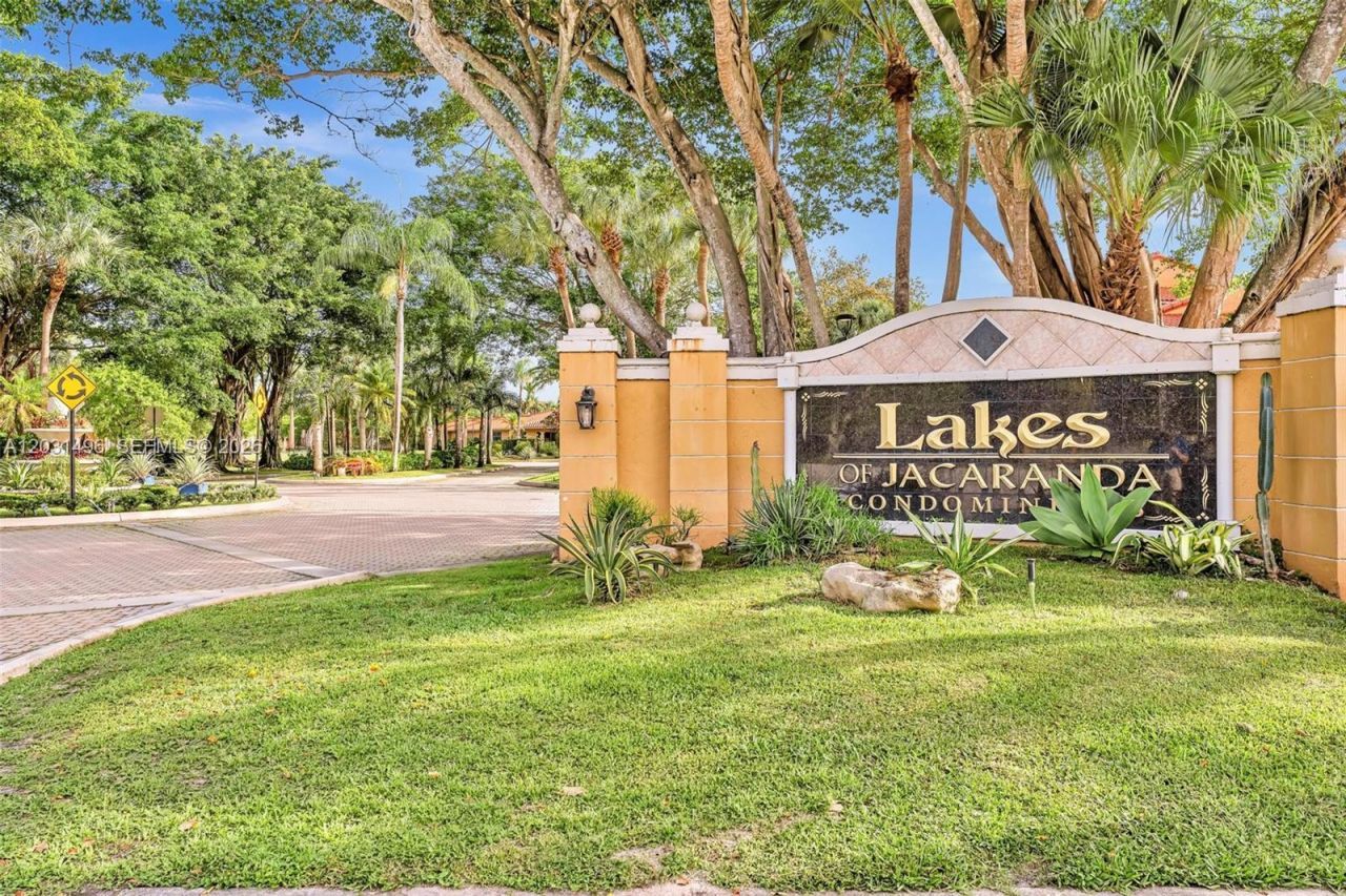 10765 Cleary Blvd , Unit 104, Plantation, FL 33324 Photo