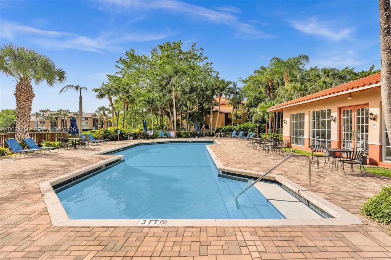 10765 Cleary Blvd , Unit 104, Plantation, FL 33324 Photo