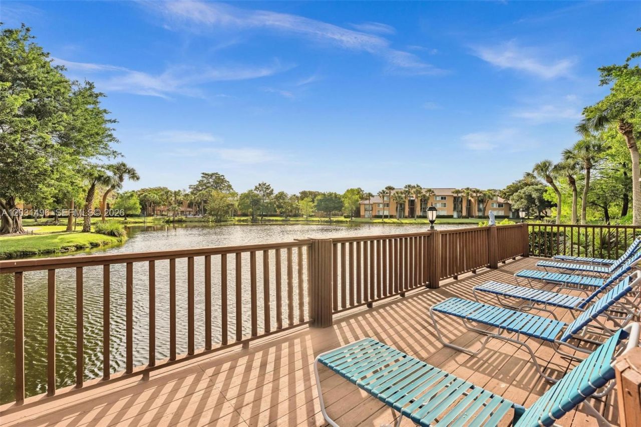 10765 Cleary Blvd , Unit 104, Plantation, FL 33324 Photo