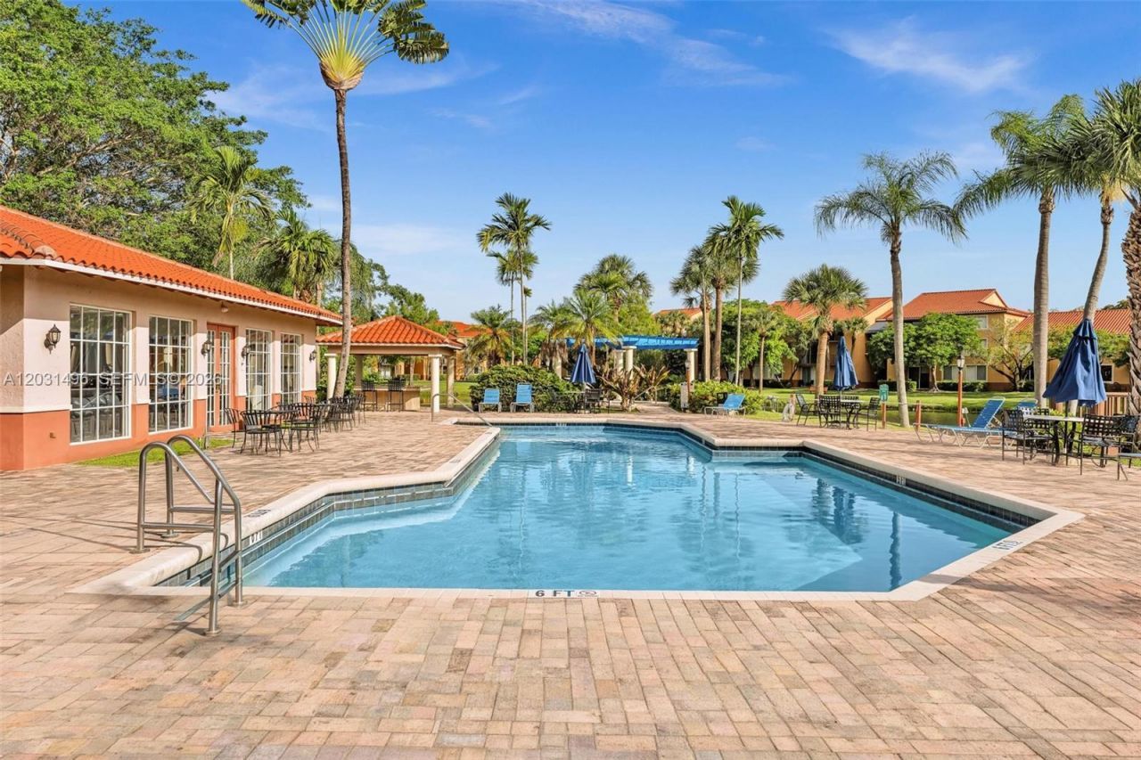 10765 Cleary Blvd , Unit 104, Plantation, FL 33324 Photo