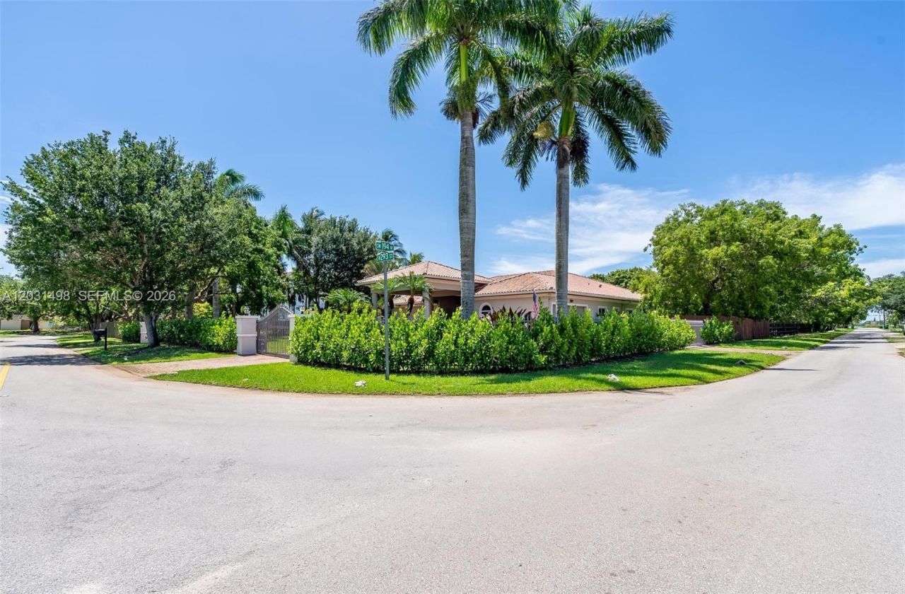 19382 SW 293rd St , Homestead, FL 33030 Photo