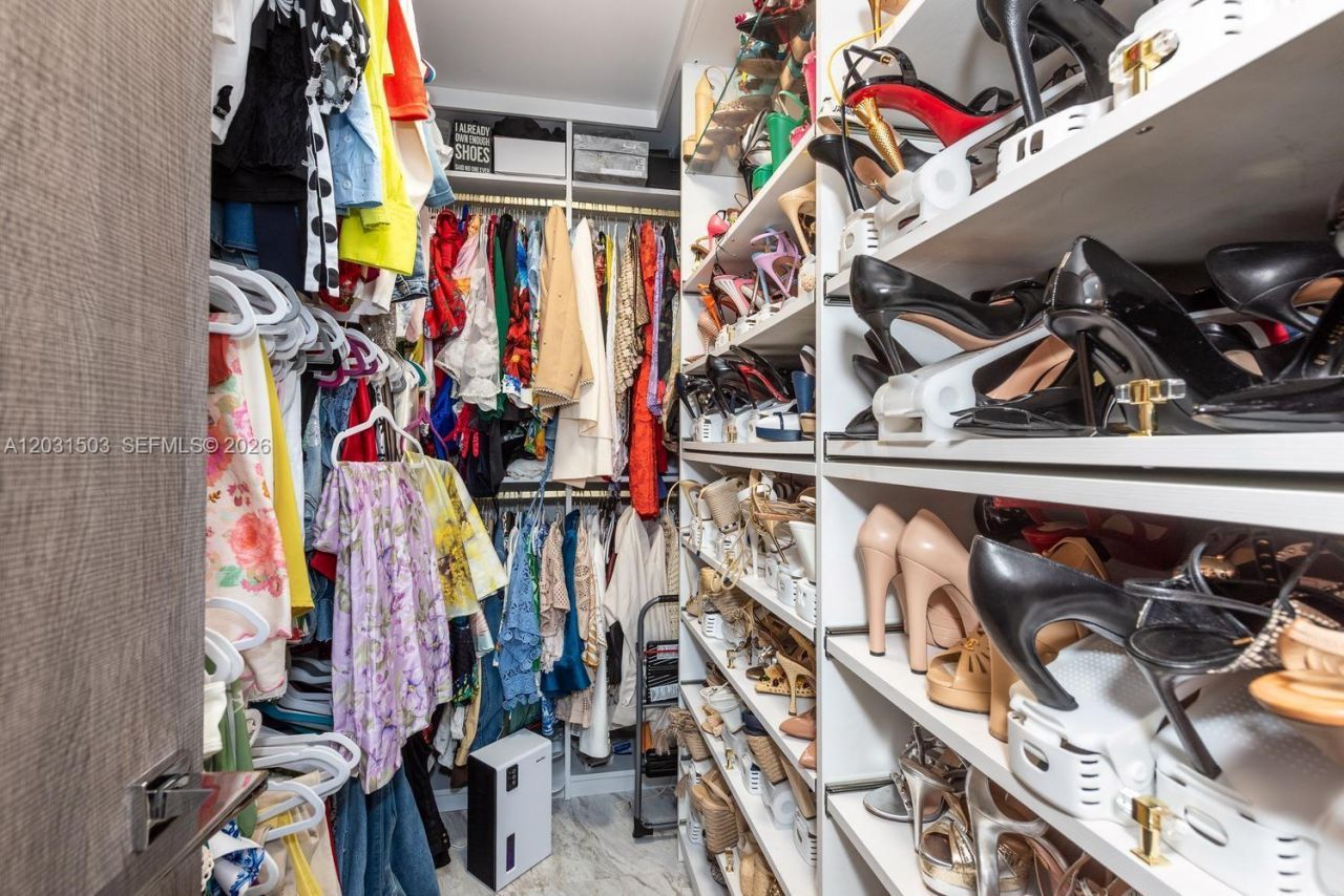 5660 Collins Ave , Unit 14C, Miami Beach, FL 33140 Photo