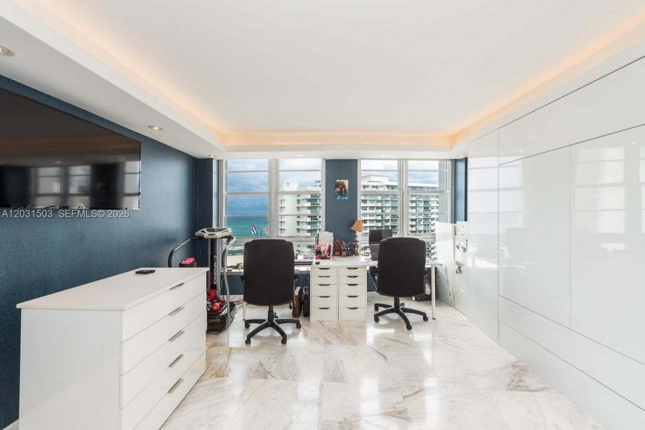 5660 Collins Ave , Unit 14C, Miami Beach, FL 33140 Photo