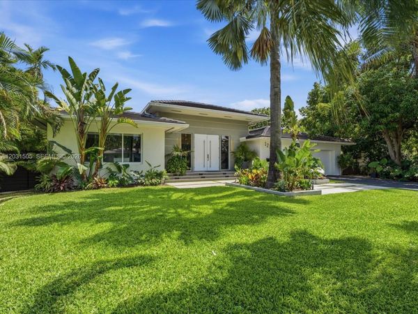 1270 NE 97th St , Miami Shores, FL 33138