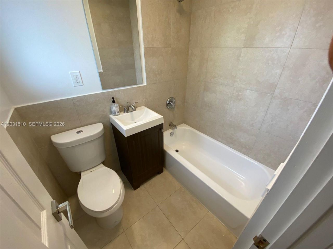11310 Peachtree Dr , Miami, FL 33161 Photo