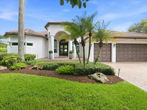 12160 NW 18th St , Plantation, FL 33323