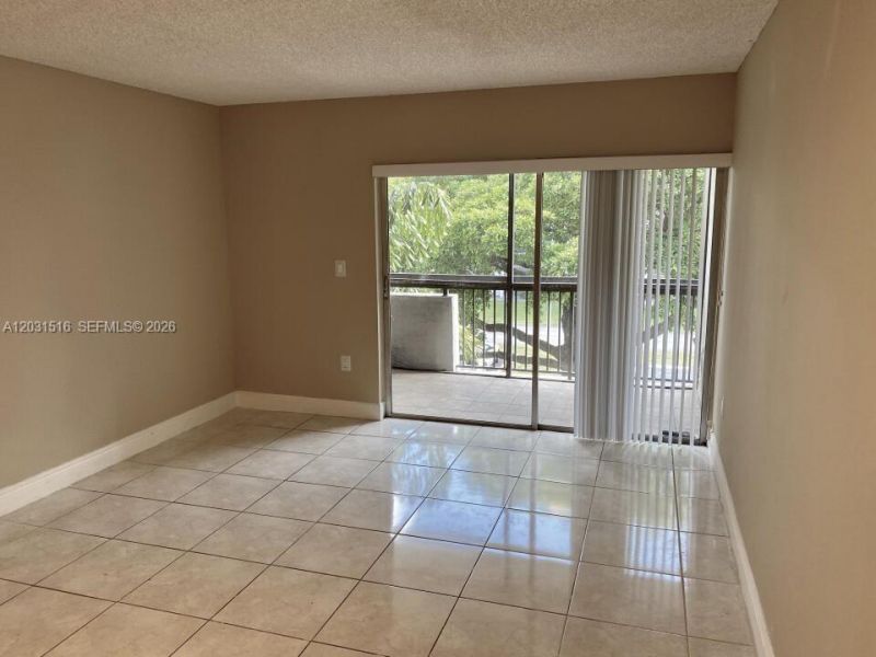 721 N Pine Island Rd , Unit 304, Plantation, FL 33324 Photo