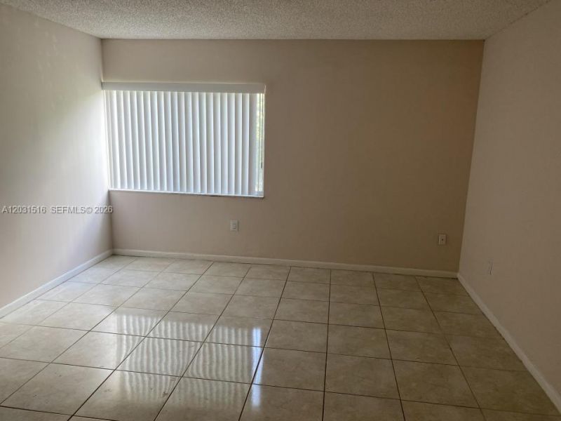 721 N Pine Island Rd , Unit 304, Plantation, FL 33324 Photo