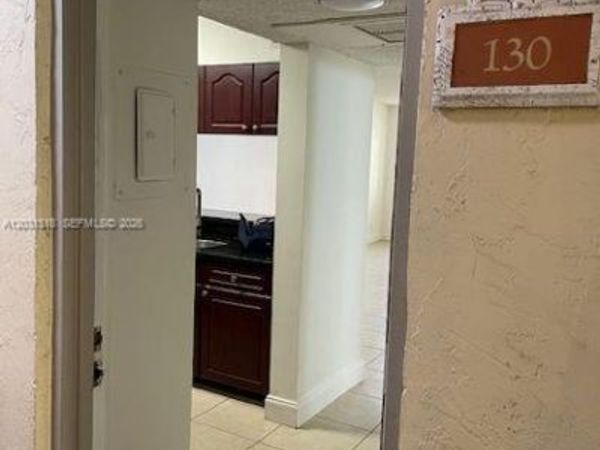 Unit 130, Doral, FL 33166