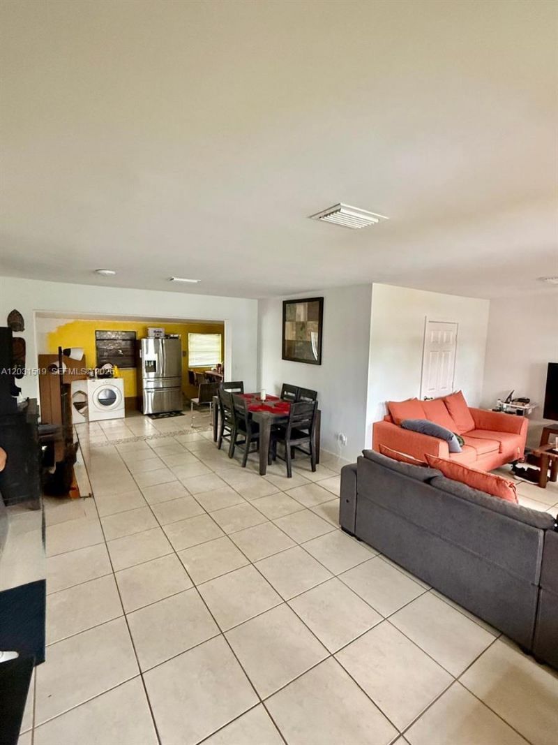 17800 NW 14th Pl , Miami Gardens, FL 33169 Photo