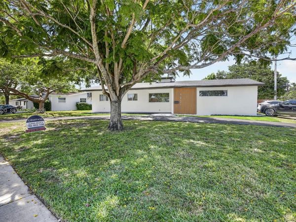 4801 Tyler St, Hollywood, FL 33021