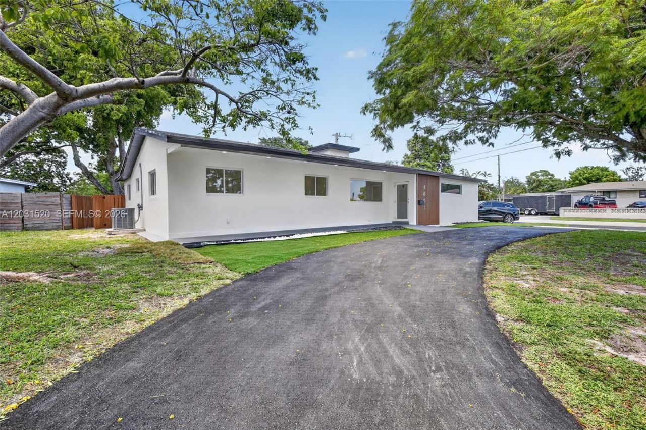 4801 Tyler St, Hollywood, FL 33021 Photo