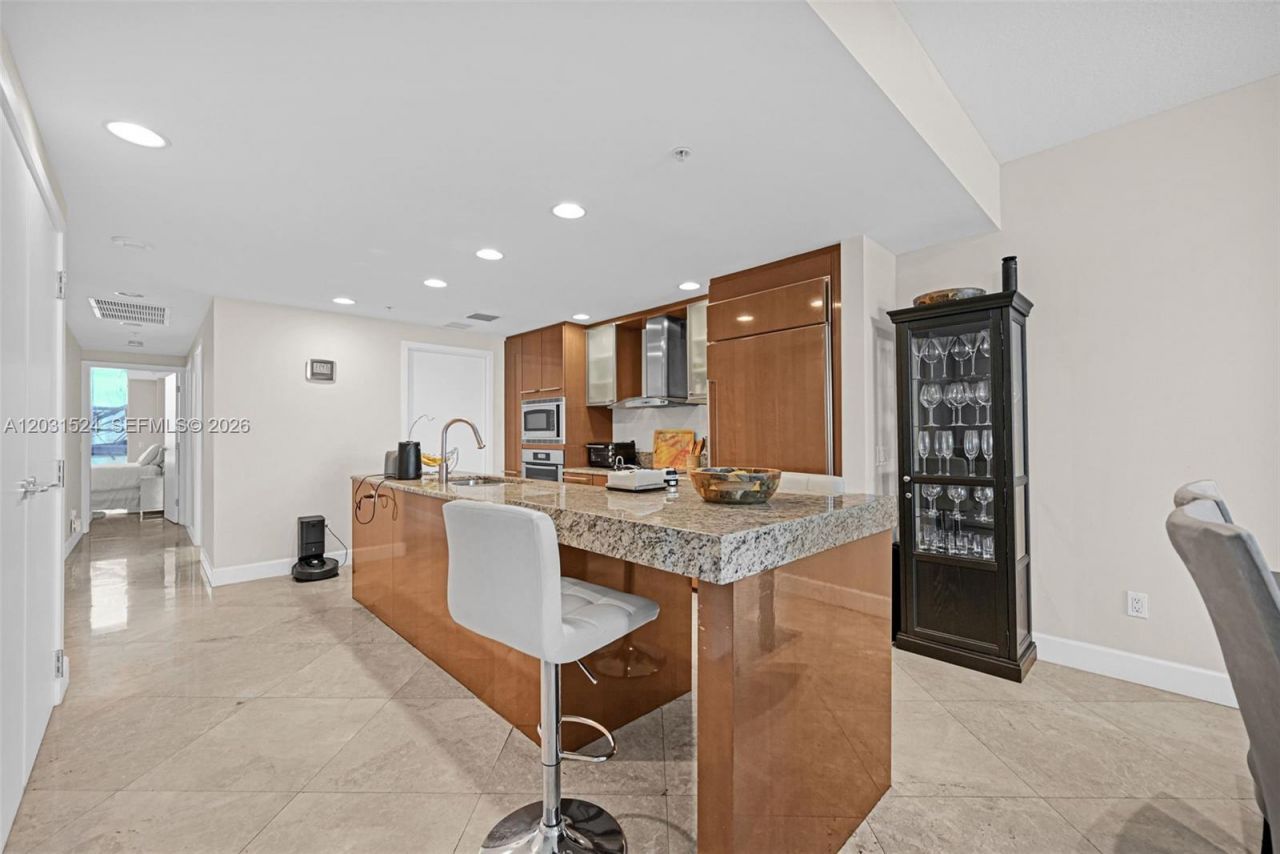 3801 Collins Ave , Unit 1102, Miami Beach, FL 33140 Photo