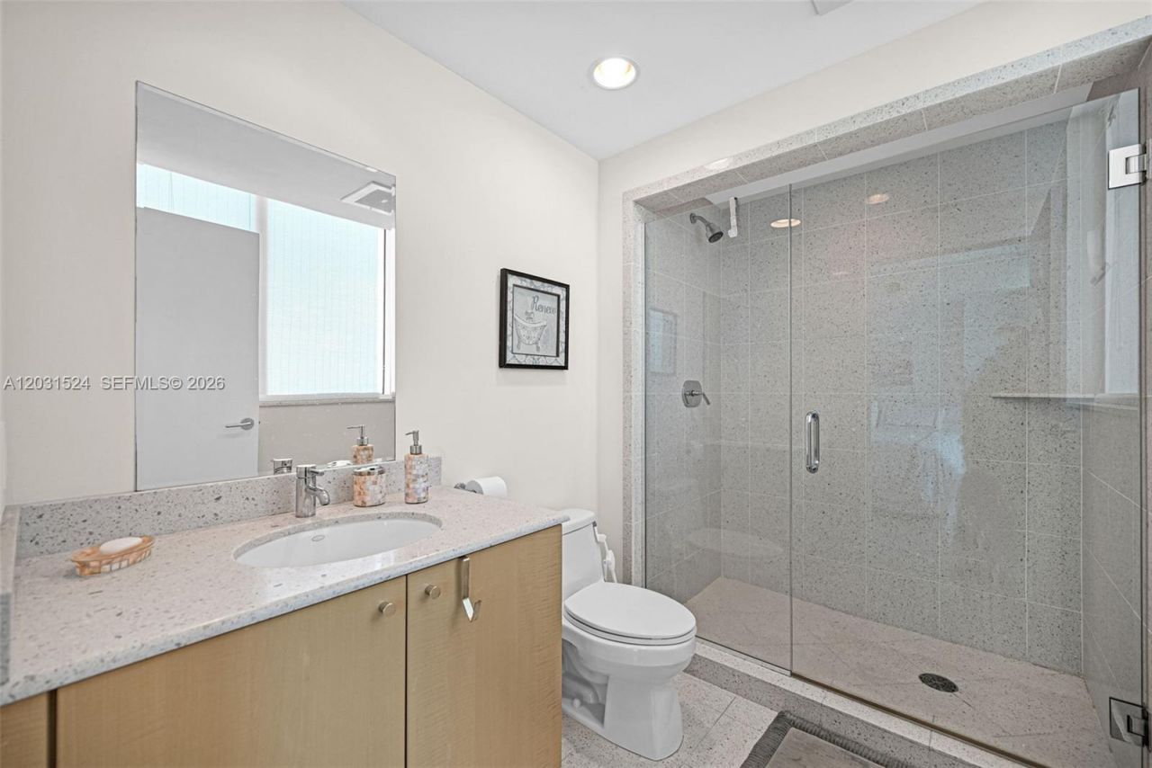 3801 Collins Ave , Unit 1102, Miami Beach, FL 33140 Photo