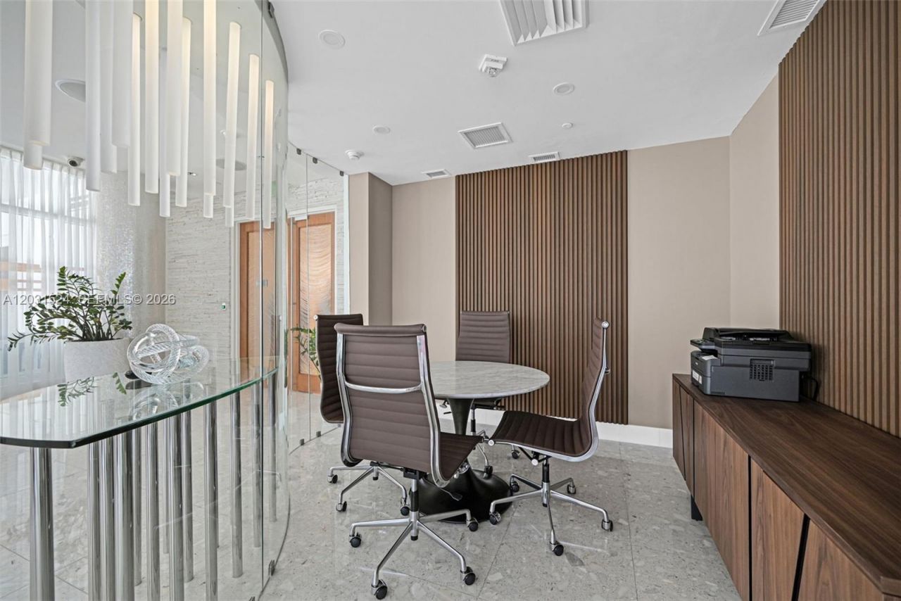 3801 Collins Ave , Unit 1102, Miami Beach, FL 33140 Photo