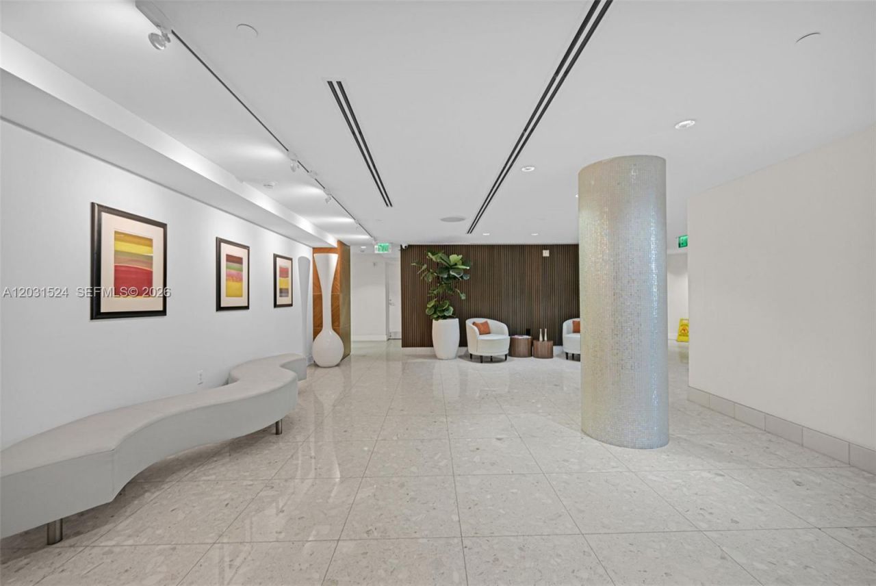 3801 Collins Ave , Unit 1102, Miami Beach, FL 33140 Photo