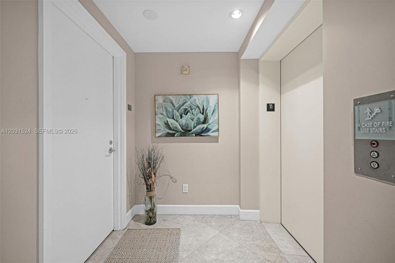 3801 Collins Ave , Unit 1102, Miami Beach, FL 33140 Photo