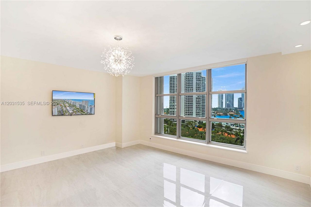3500 Mystic Pointe Dr , Unit 1206, Aventura, FL 33180 Photo