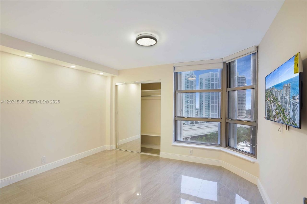 3500 Mystic Pointe Dr , Unit 1206, Aventura, FL 33180 Photo