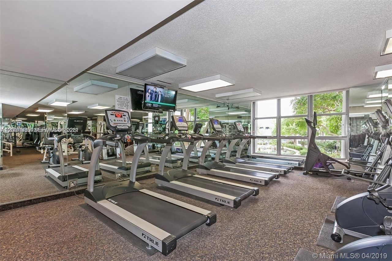 3500 Mystic Pointe Dr , Unit 1206, Aventura, FL 33180 Photo