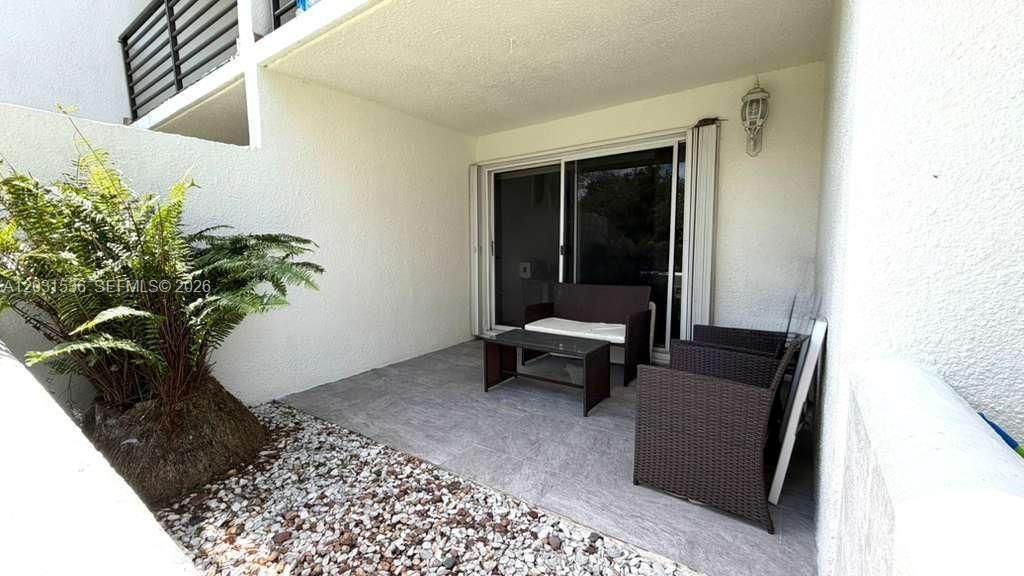 9711 Fontainebleau Blvd , Unit D105, Miami, FL 33172 Photo